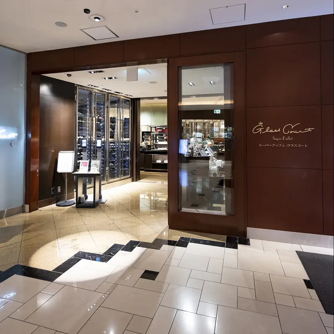Keio Plaza Hotel’s 'Super Buffet <Glass Court>
