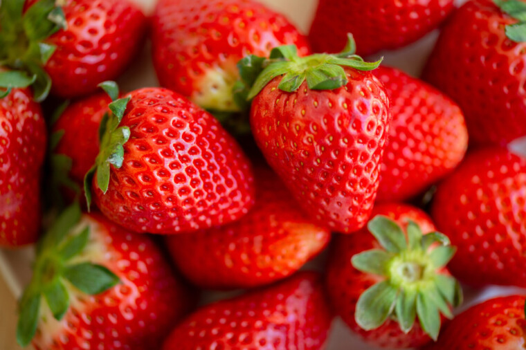 How to Choose, Eat, and Pair Strawberries for Maximum Flavor