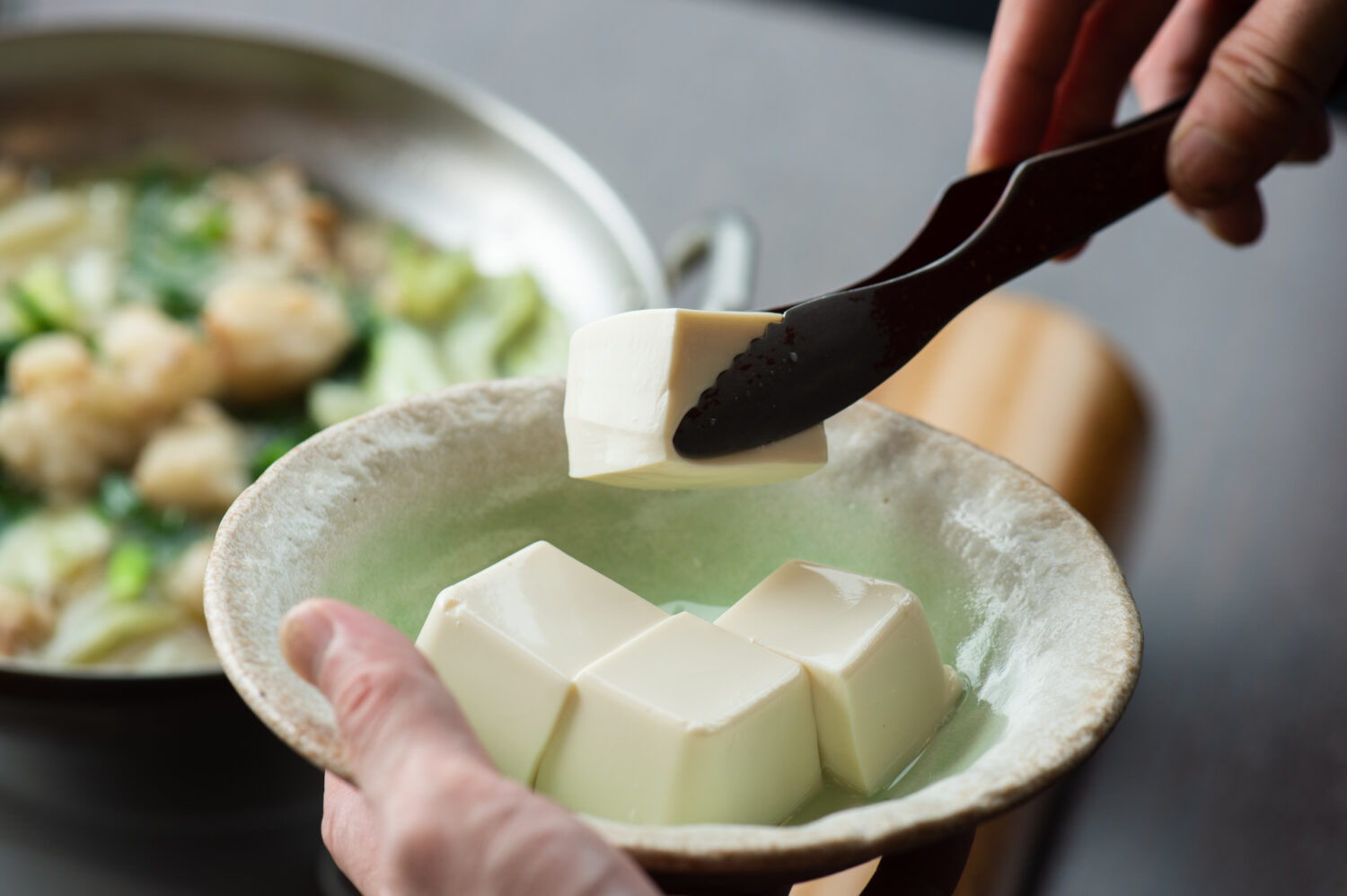 豆腐はもつ鍋と相性バツグン。