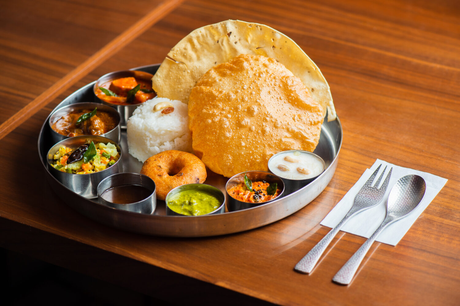 ぜひ本場インドのカレーを食べにアジャンタを訪れてみてください。