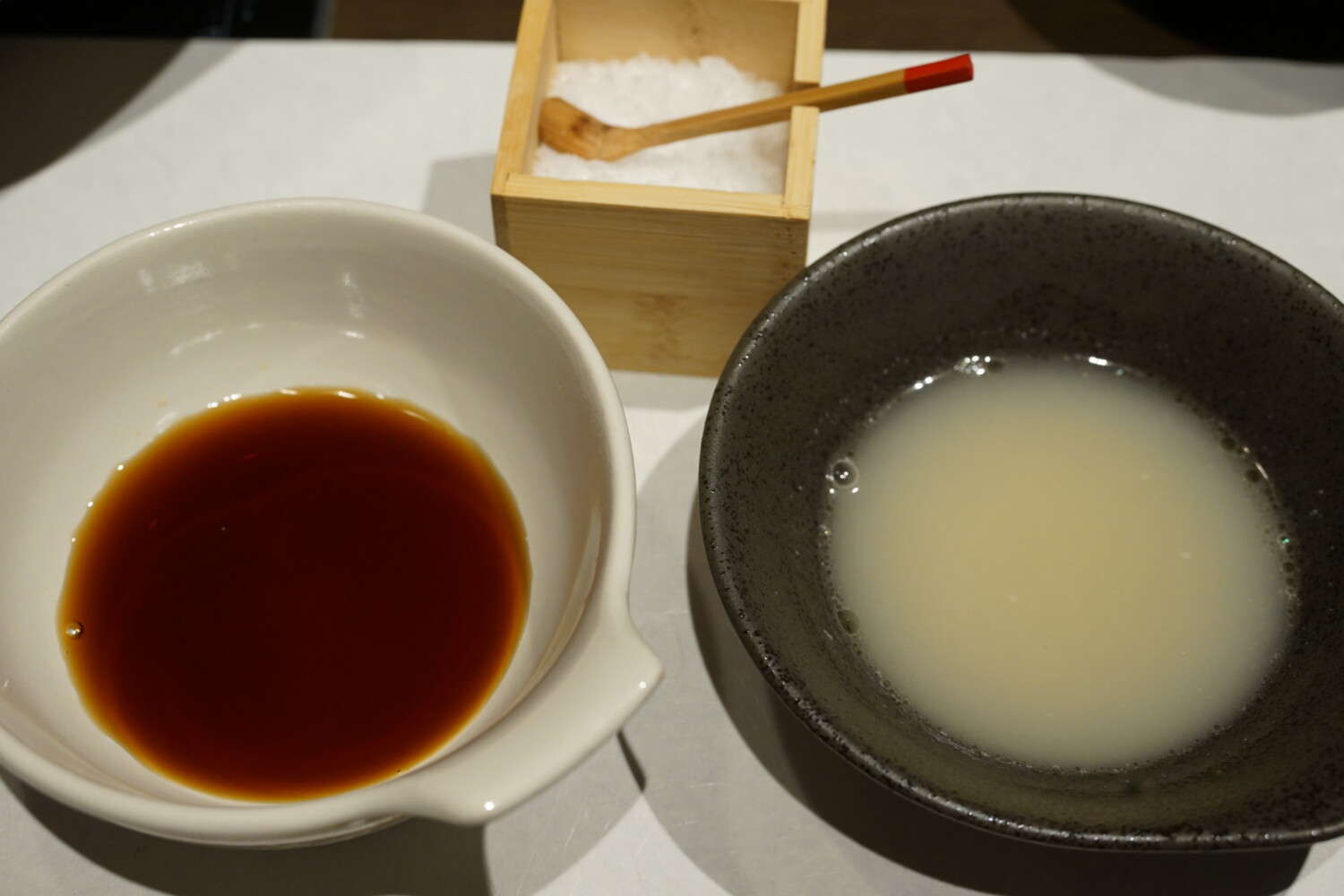 鶏の旨みが凝縮したスープ