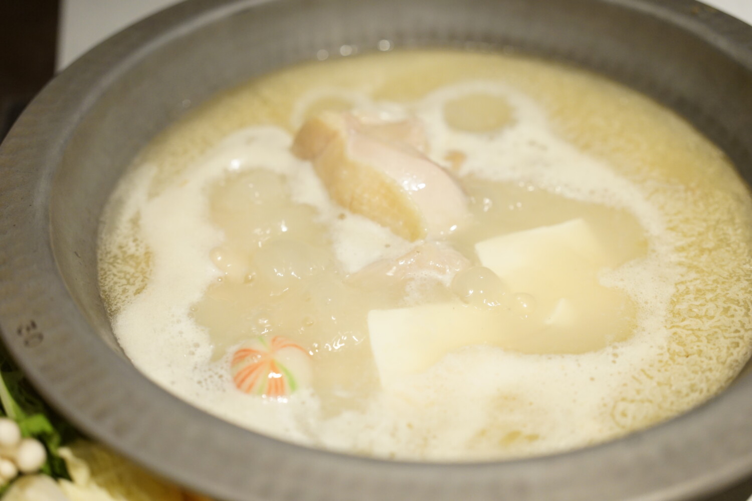 次に地鶏をいただきます