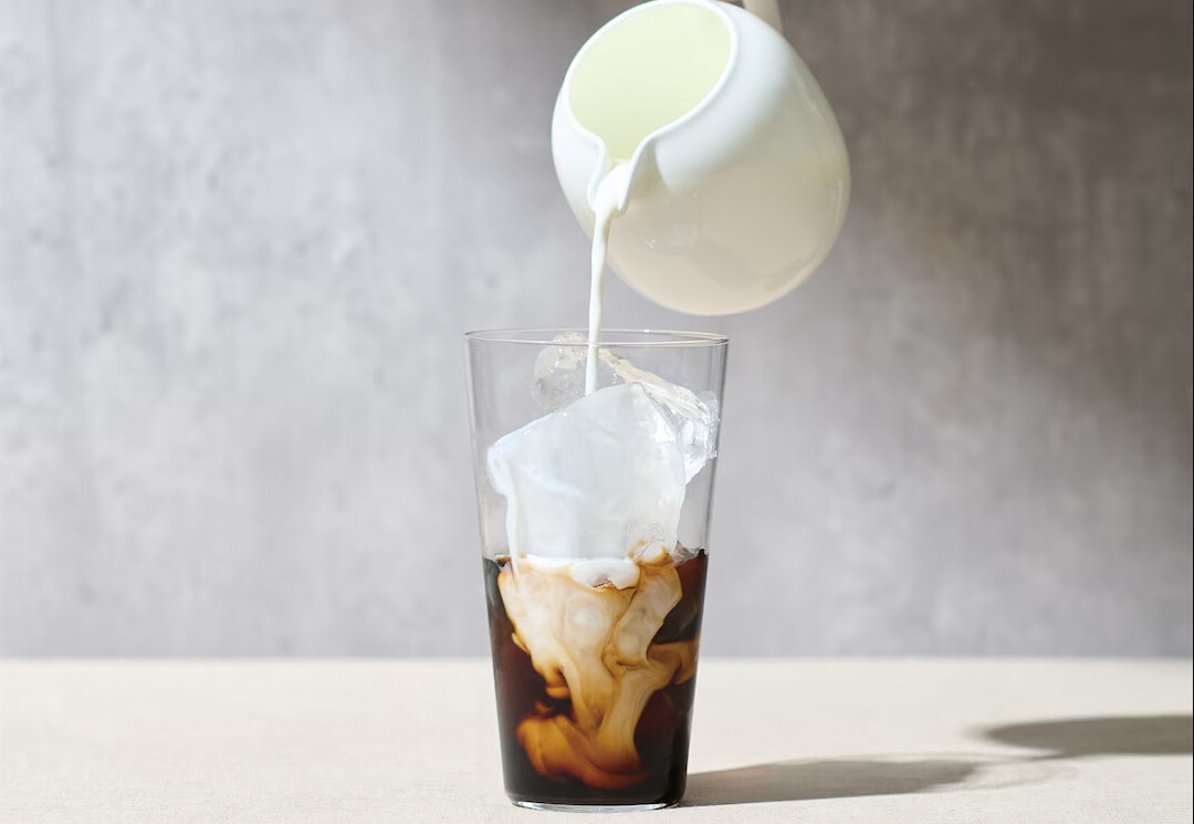 カフェインレス　カフェオレベース　無糖