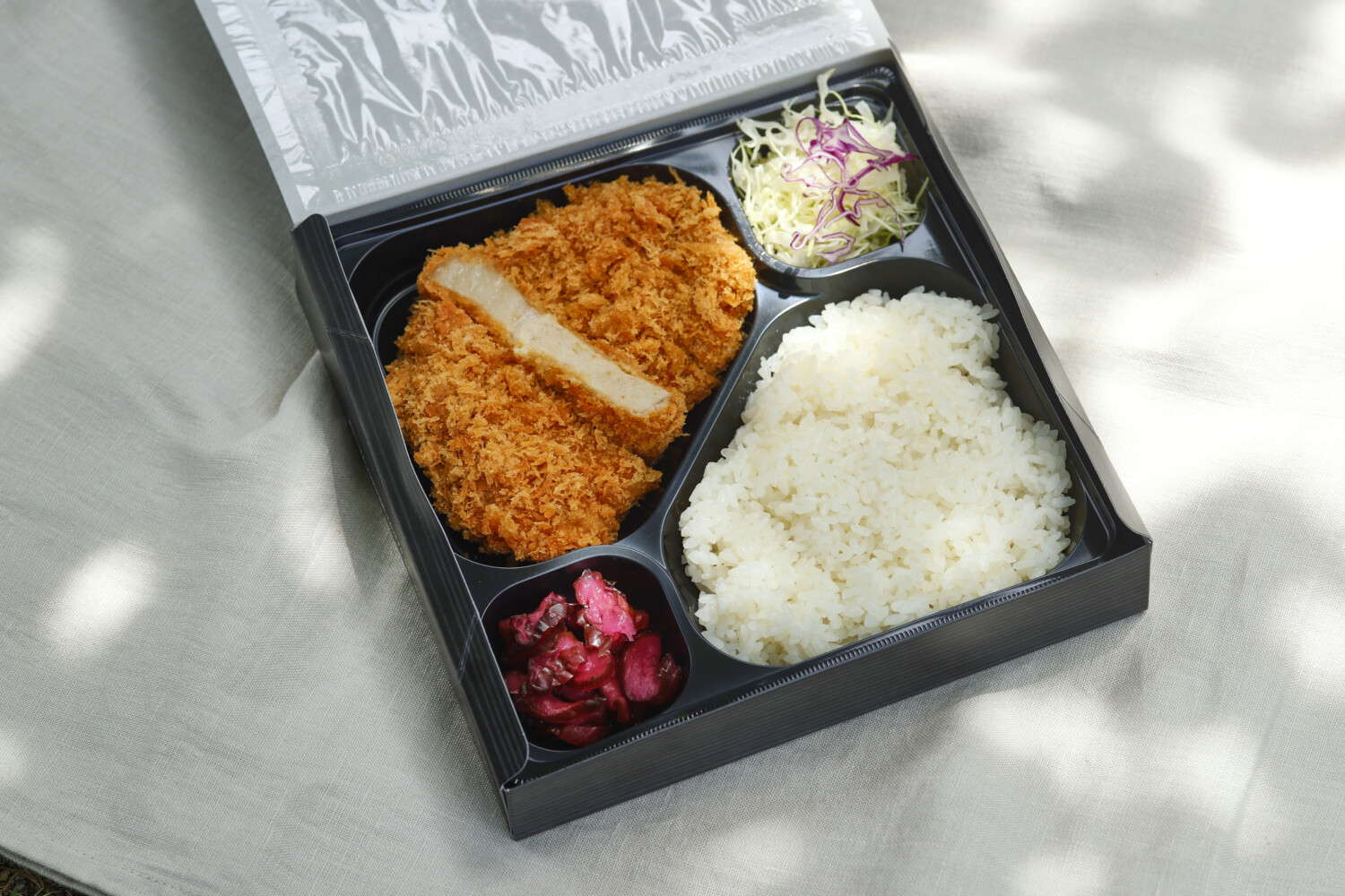 とんかつ河むら「上ロースかつ弁当」