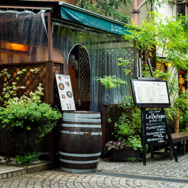 How to Enjoy Authentic Buckwheat Galettes from Brittany Like a French Local