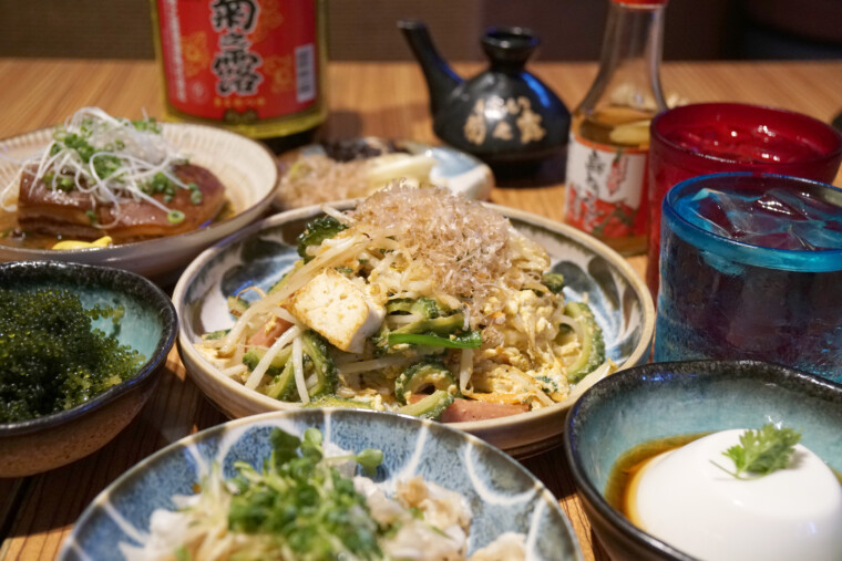 初次體驗沖繩料理必點菜單｜從泡盛、海葡萄到沖繩蕎麥麵的道地風味全攻略