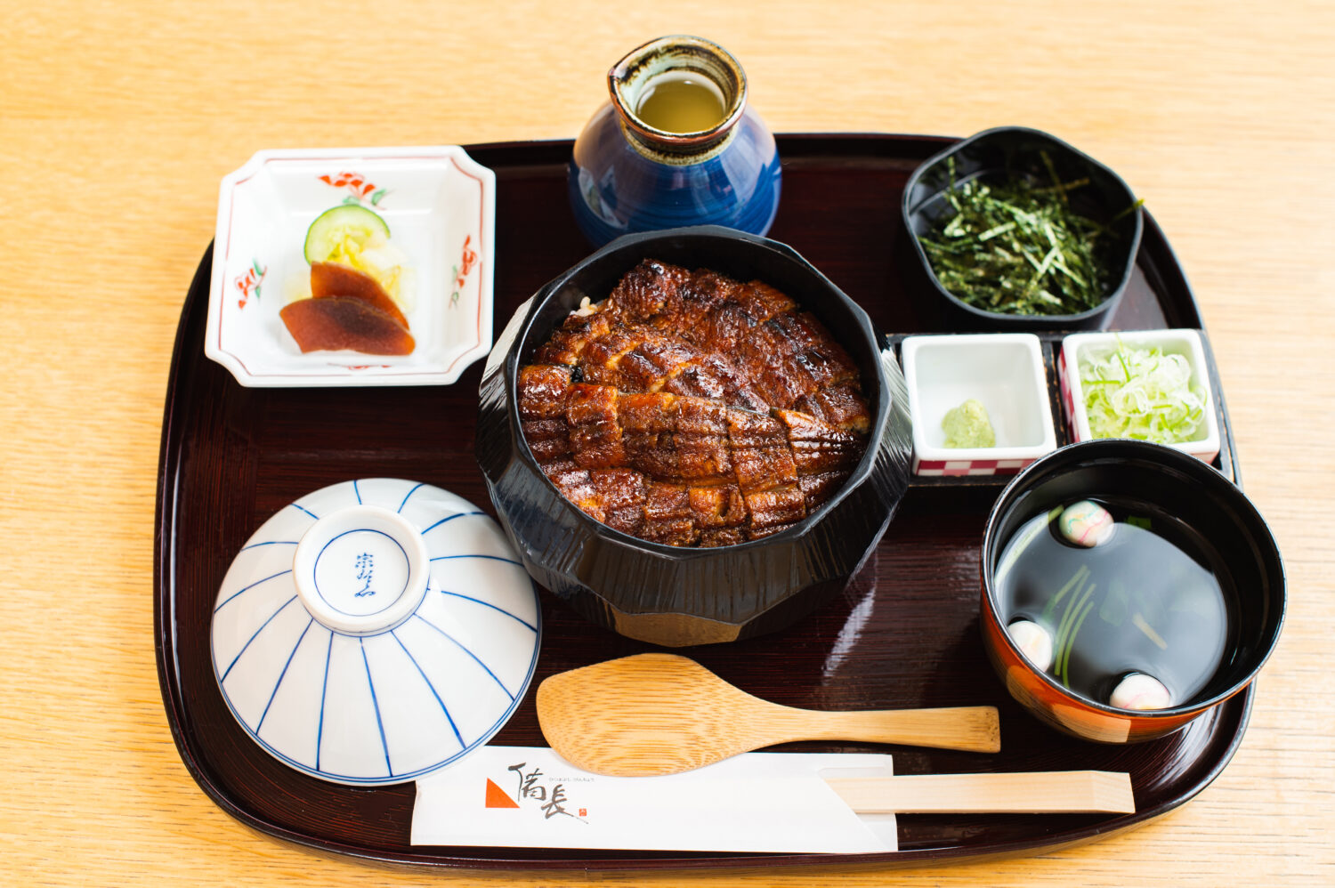 【日本美食推荐】名古屋必吃！鳗鱼饭三吃的独特吃法｜从“四等分”开始的美味之旅！
