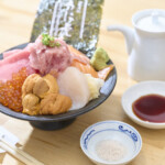 【日本美食指南】盖饭正确吃法与蘸酱技巧解析